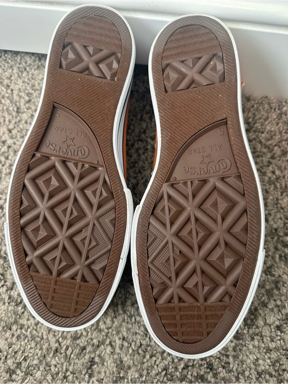 Platform converse